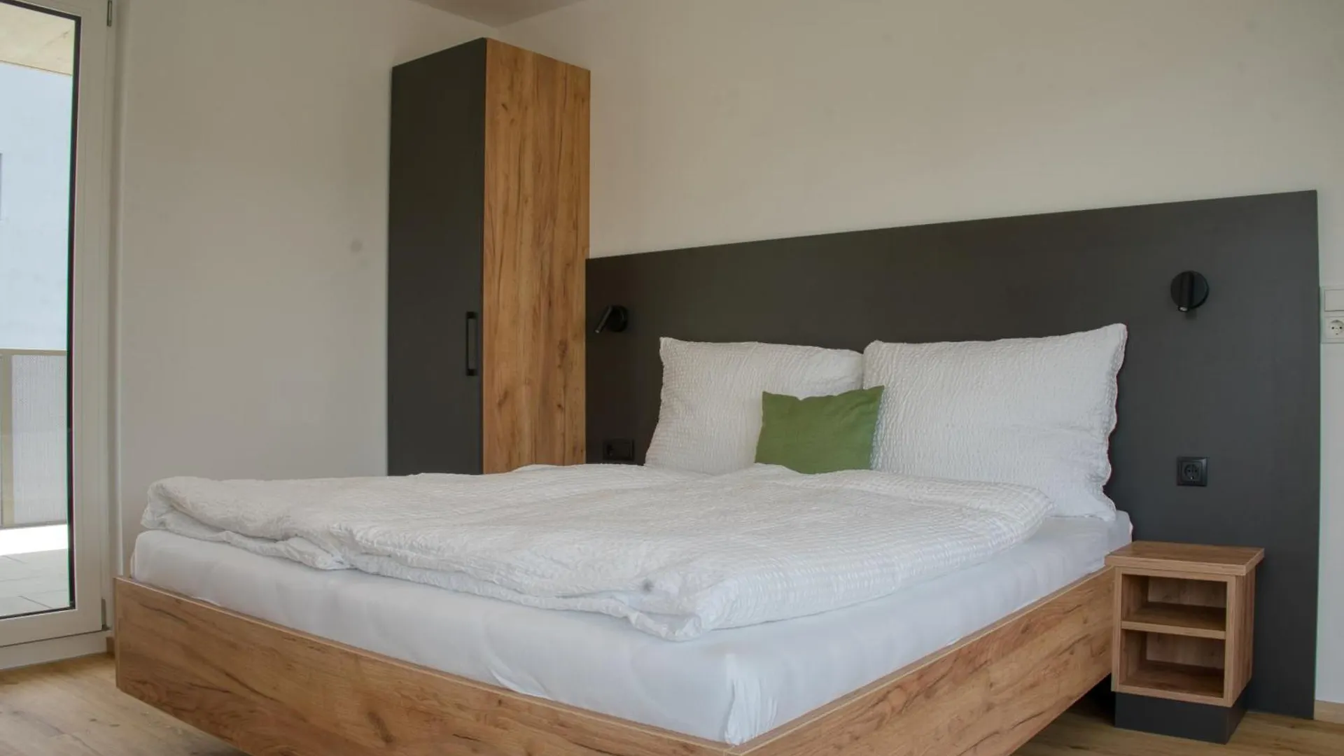 Myquartier City Chalets Innsbruck Austria