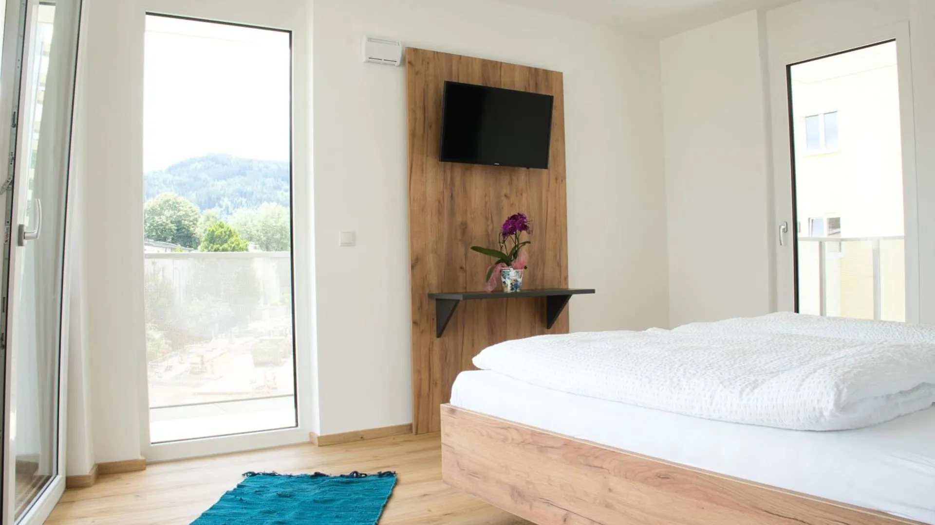 Myquartier City Chalets Innsbruck Austria