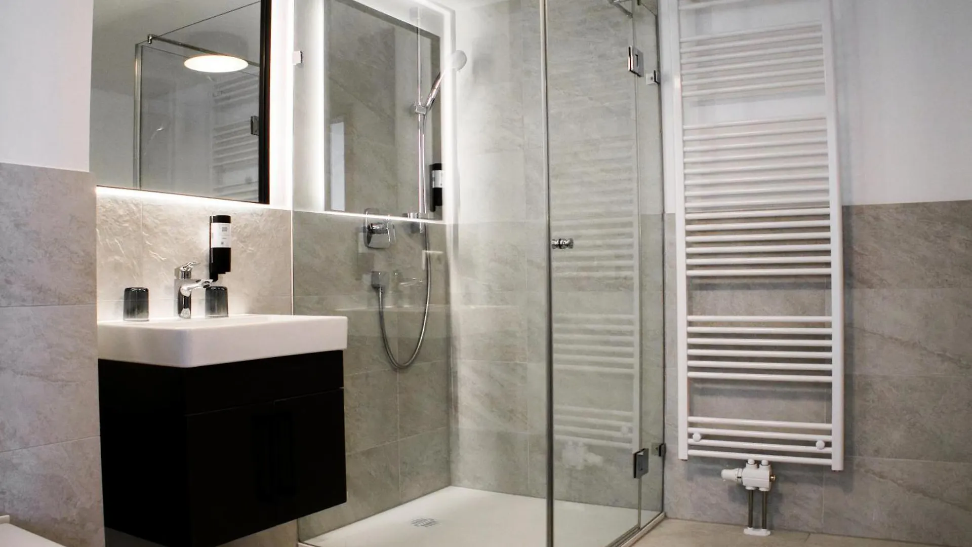 Myquartier City Chalets Innsbruck 0*,