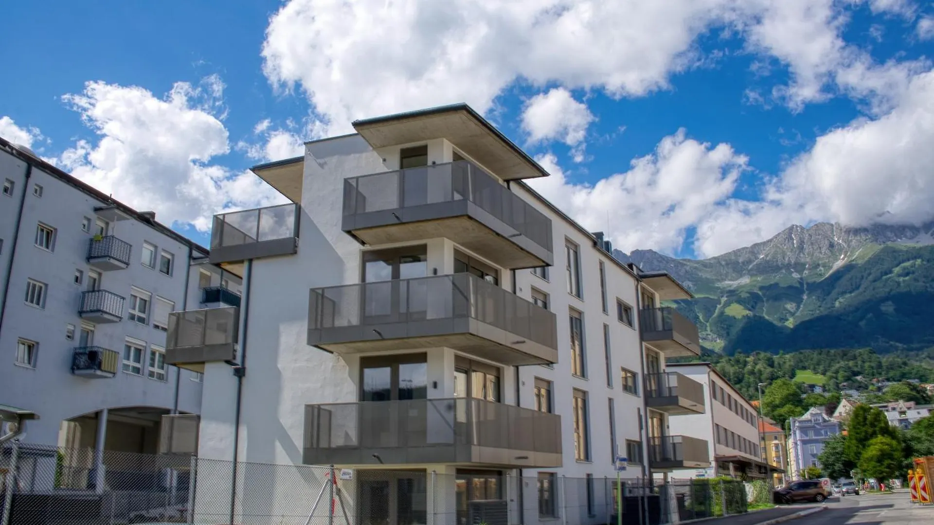 Myquartier City Chalets Innsbruck Apartahotel