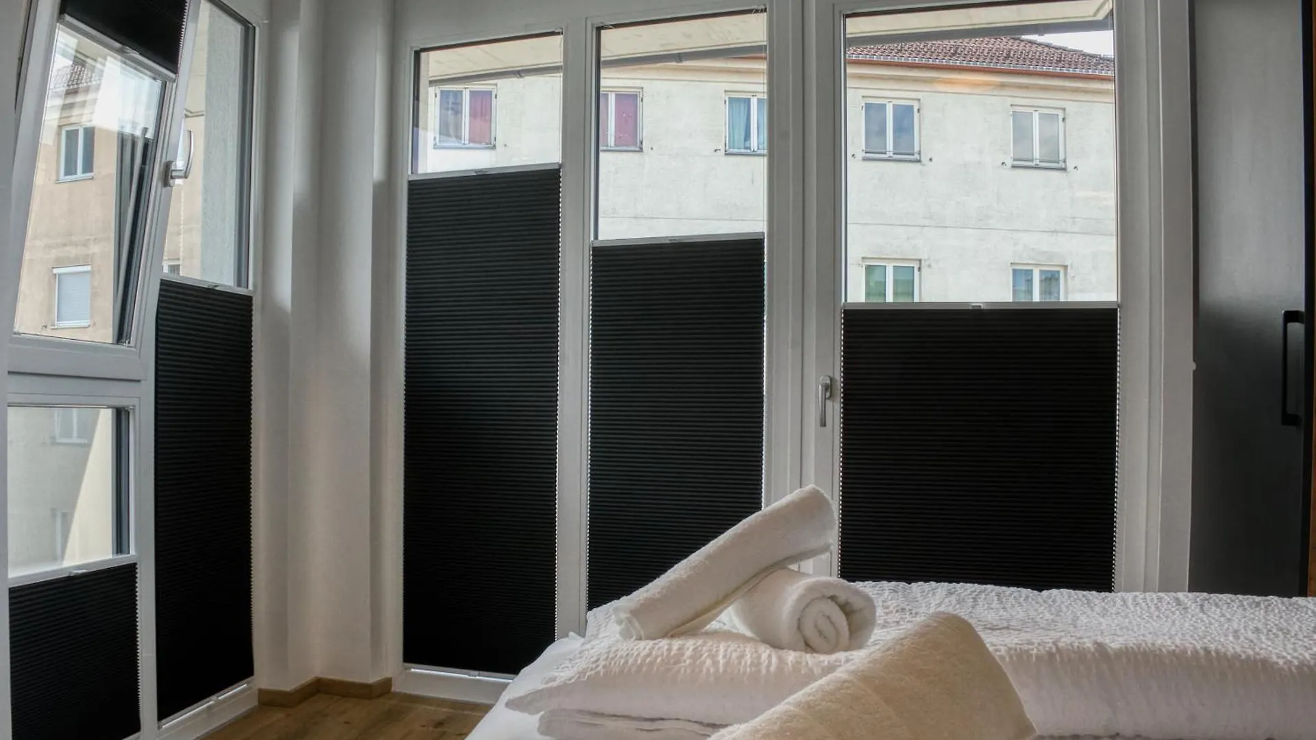 Myquartier City Chalets Innsbruck Austria
